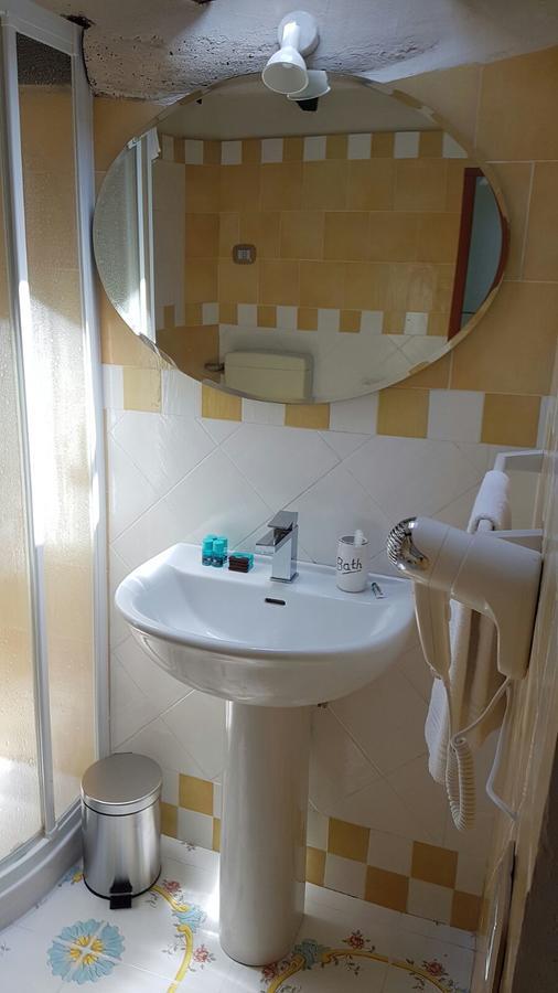 Bed and Breakfast Flori'S Виареджо Экстерьер фото