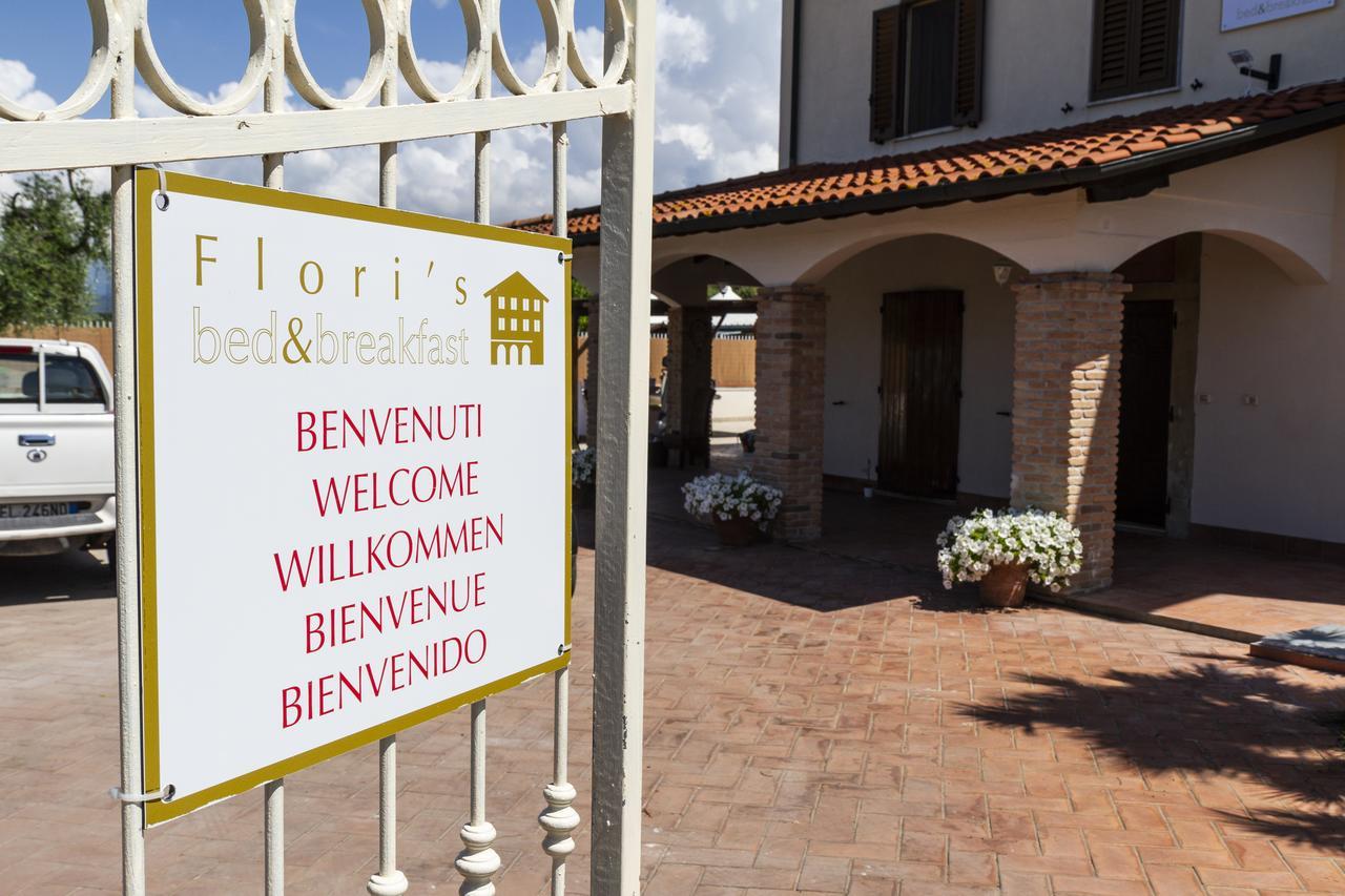 Bed and Breakfast Flori'S Виареджо Экстерьер фото